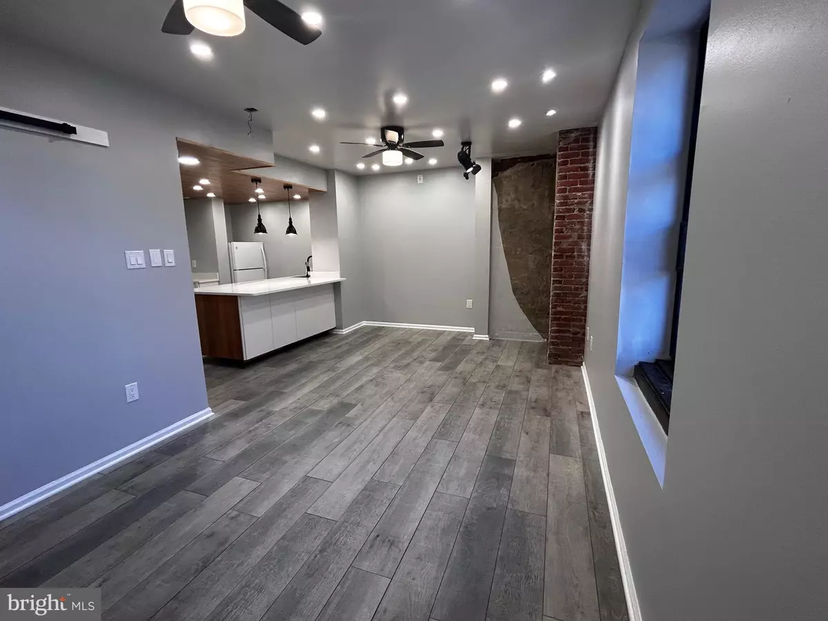 Philadelphia, PA 19130,1601-00 SPRING GARDEN ST #502