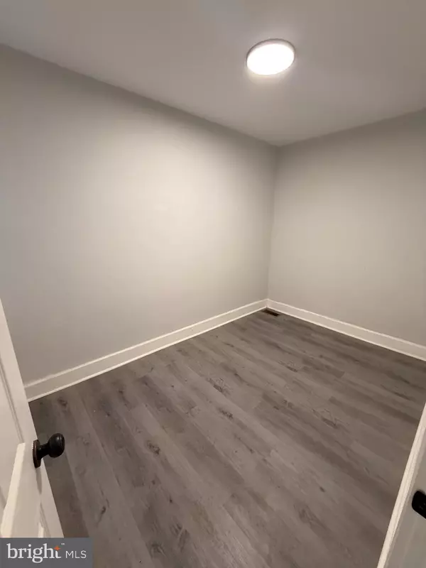 Philadelphia, PA 19121,1924 N TAYLOR ST