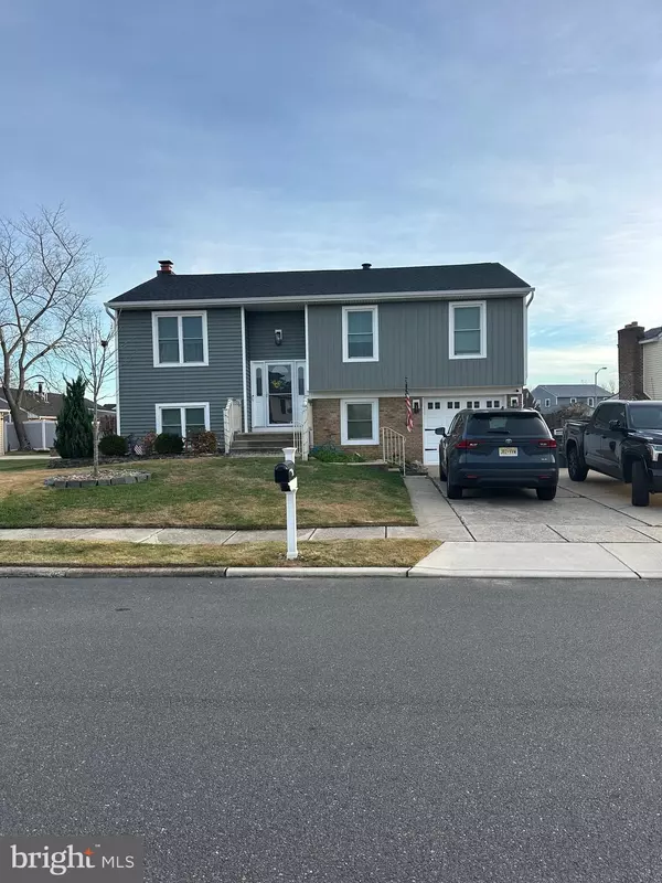 Williamstown, NJ 08094,304 THACKERAY