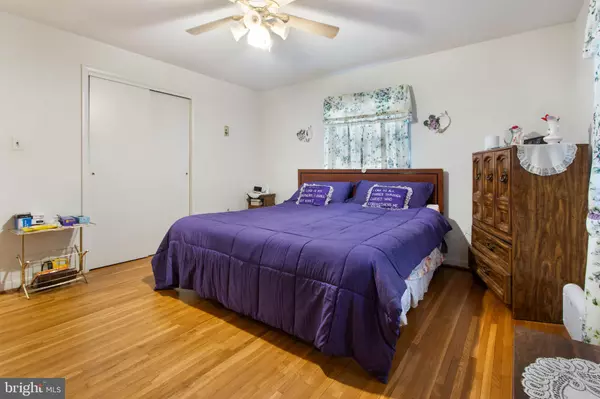 Oxon Hill, MD 20745,419 HAYWORTH PL