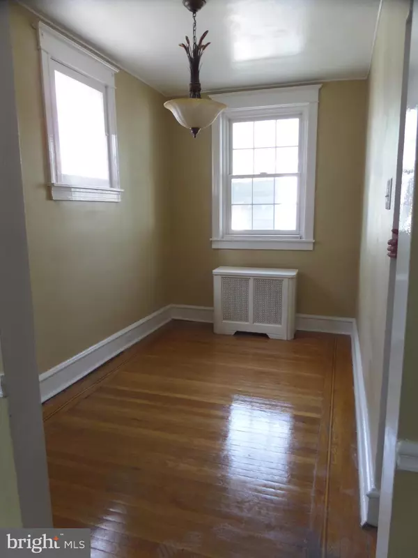 Cheltenham, PA 19012,627 ARBOR RD