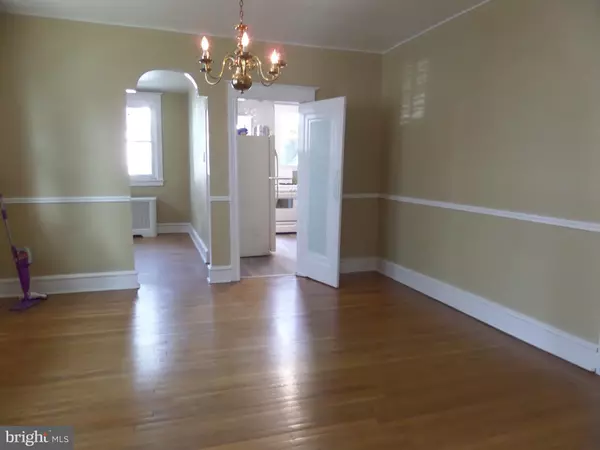 Cheltenham, PA 19012,627 ARBOR RD