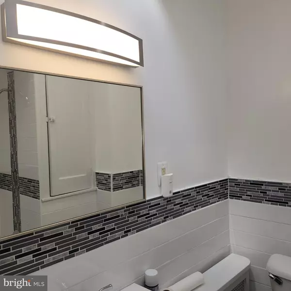 Philadelphia, PA 19140,3927 N 17TH ST