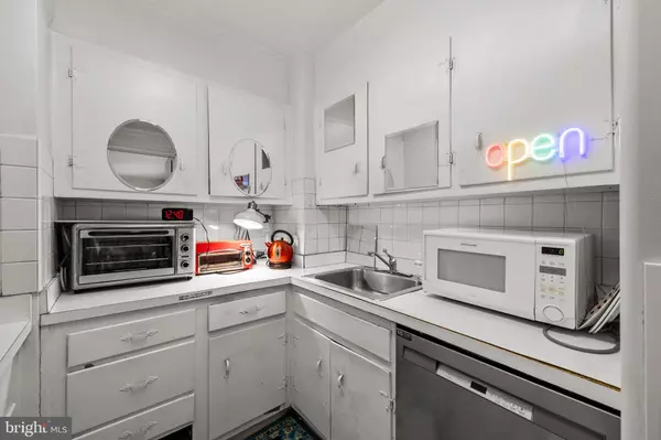 Philadelphia, PA 19103,1900 JOHN F KENNEDY BLVD #1412