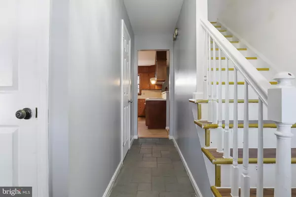 Lancaster, PA 17601,647 CANDLEWYCK RD