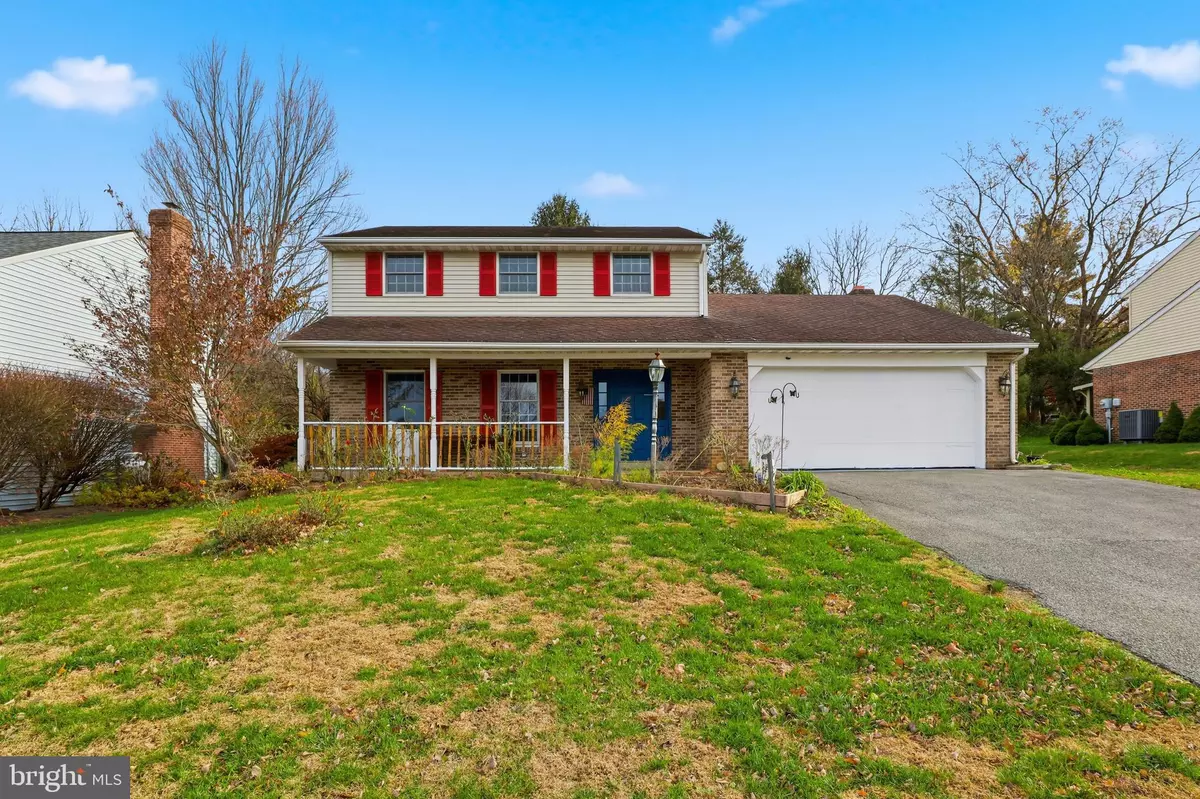 Lancaster, PA 17601,647 CANDLEWYCK RD