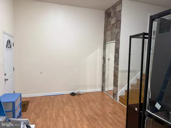 Bensalem, PA 19020,5107 BAY RD