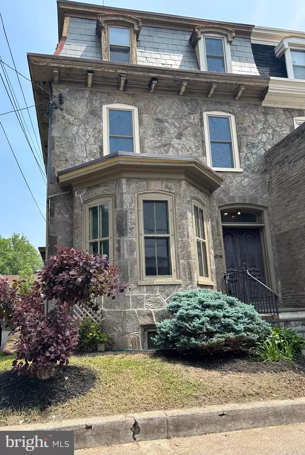 Philadelphia, PA 19144,5903 GREENE ST #3