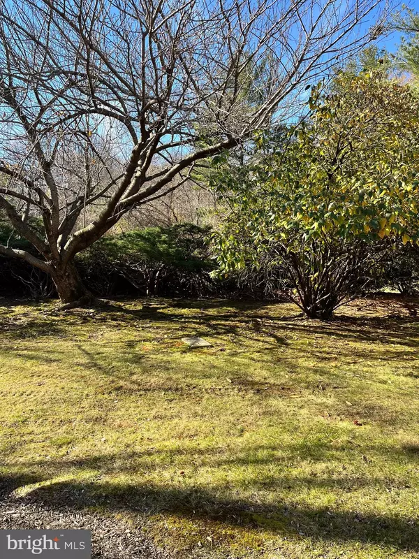 Elkins Park, PA 19027,1815 VALLEY GLEN RD #140