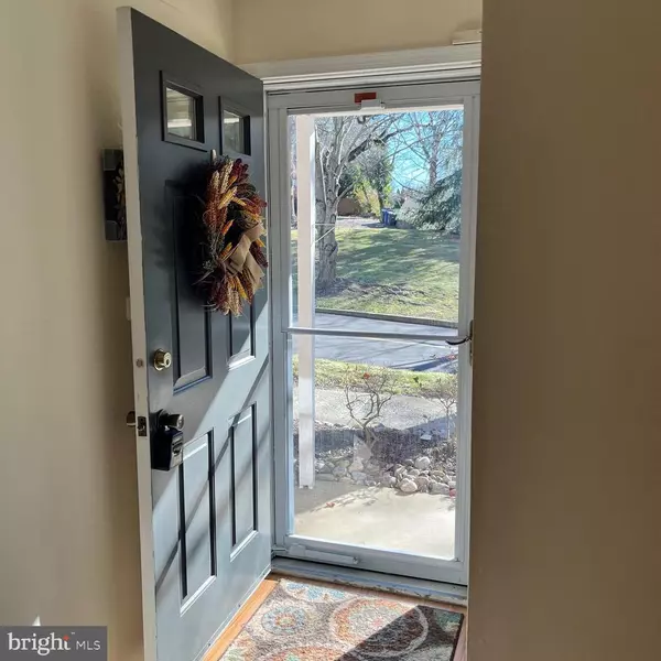 Elkins Park, PA 19027,1815 VALLEY GLEN RD #140