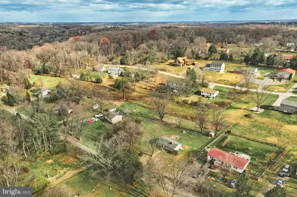 Delta, PA 17314,64 N WHITE PINE TRL