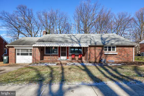 807 HIGH ST, Akron, PA 17501