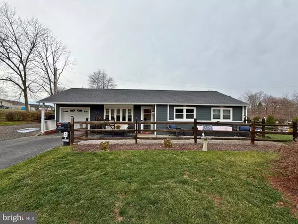 242 BROOKSIDE RD, Norristown, PA 19401