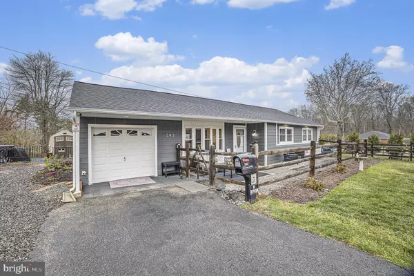 Norristown, PA 19401,242 BROOKSIDE RD