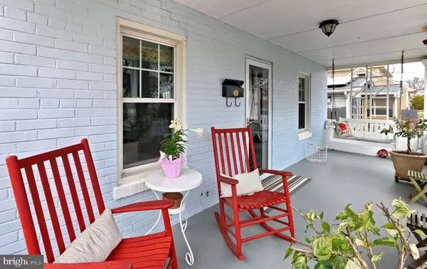 Arlington, VA 22204,300 S EDGEWOOD ST