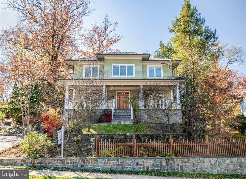 2136 POWHATAN ST, Falls Church, VA 22043