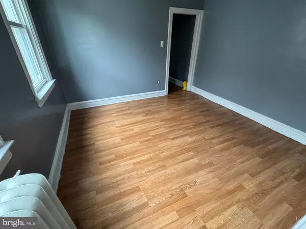 Philadelphia, PA 19142,7242 ELMWOOD AVE