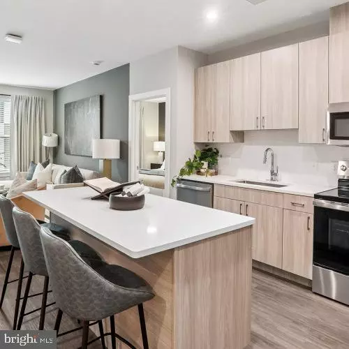 Hyattsville, MD 20784,4851 ELLIN RD #113