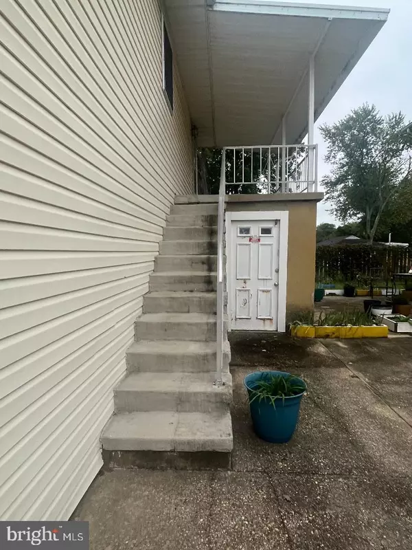 Pasadena, MD 21122,7989 7989 TICK NECK RD #A