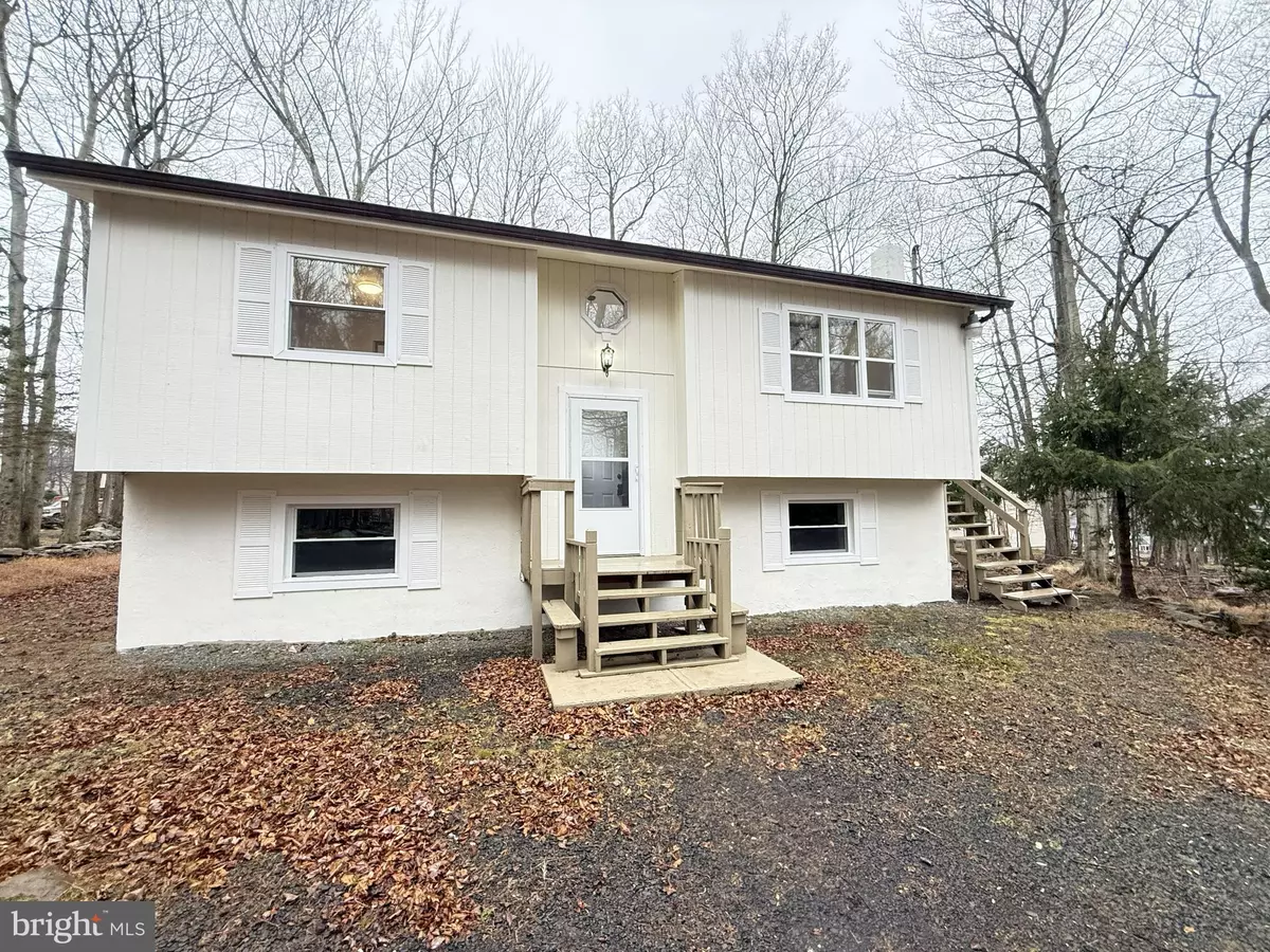 Tobyhanna, PA 18466,8066 RED SQUIRREL DR