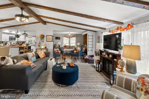 Barnegat, NJ 08005,8 MARY CT