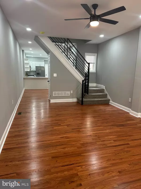 Philadelphia, PA 19132,2122 W TORONTO ST