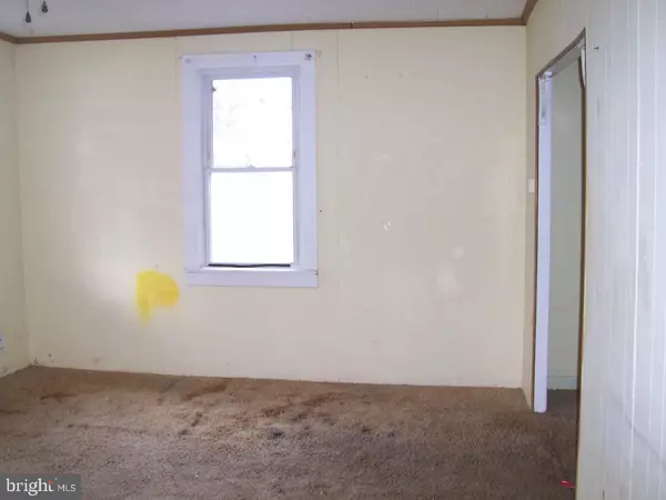 Pennsville, NJ 08070,172 BOSTON RD