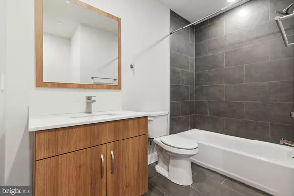 Philadelphia, PA 19125,2157 E LEHIGH AVE #203