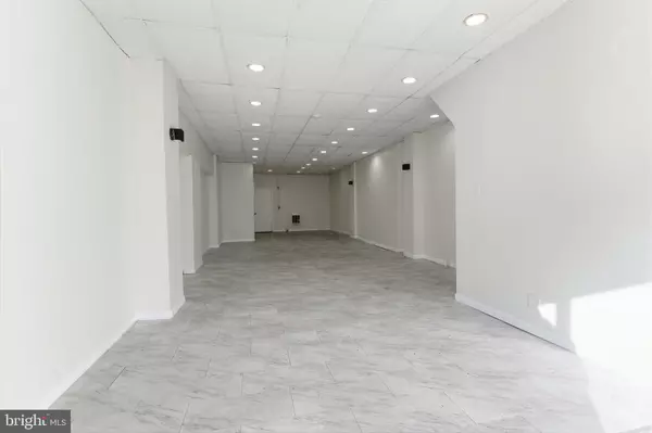 Philadelphia, PA 19120,5646 N 5TH ST