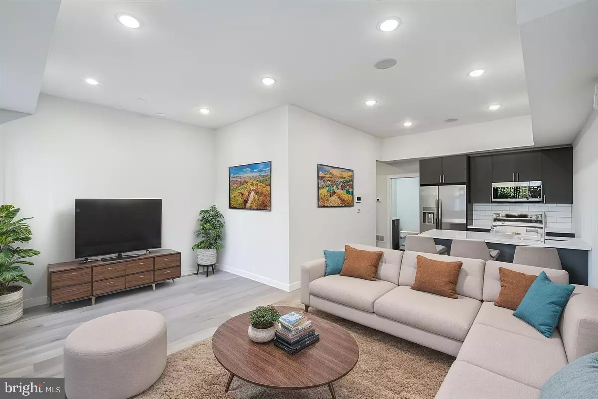 Philadelphia, PA 19133,2417 N 7TH ST #1