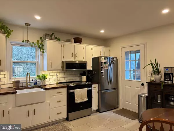 Lancaster, PA 17602,2120 LYNDON AVE