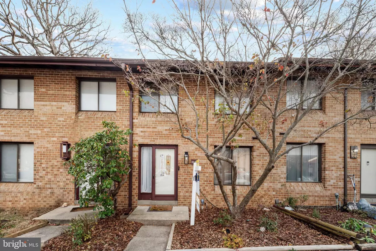 Columbia, MD 21045,8903 FOOTED RDG