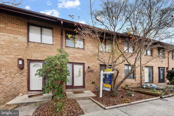 Columbia, MD 21045,8903 FOOTED RDG