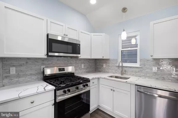 Wilmington, DE 19804,204 S DUPONT RD