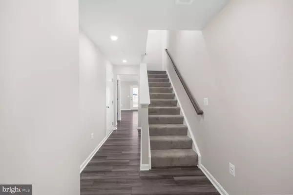 Charles Town, WV 25414,569 SEEBACK DR