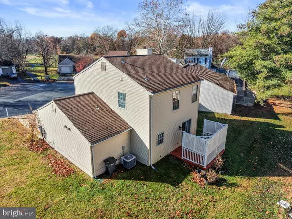Herndon, VA 20171,13512 APPLE BARREL CT