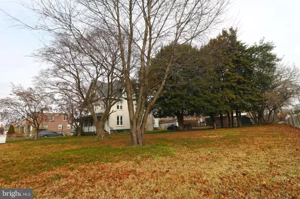 Crum Lynne, PA 19022,707 EDDYSTONE AVE