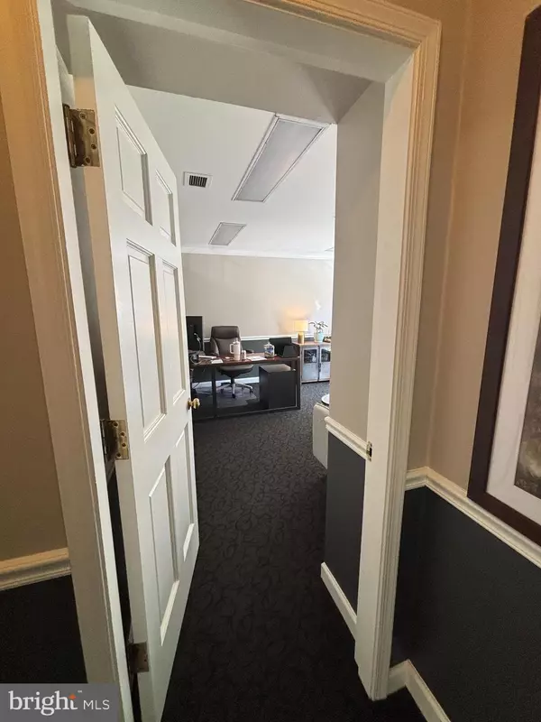 Alexandria, VA 22314,228 S WASHINGTON ST #220