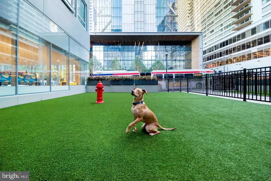 1900-24 ARCH STREET, Philadelphia, PA 19103