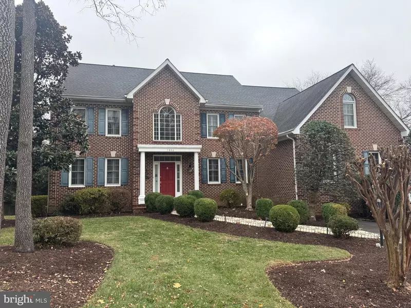 7806 BIRNAM WOOD DR, Mclean, VA 22102