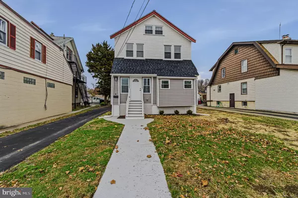 4 N CHESTER PIKE, Glenolden, PA 19036