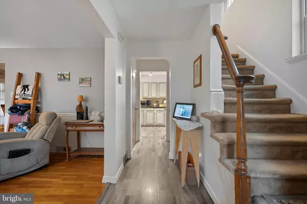 Vineland, NJ 08360,38 DESHIBE TER