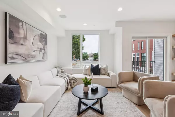 614 N BRENNA WALK, Philadelphia, PA 19123