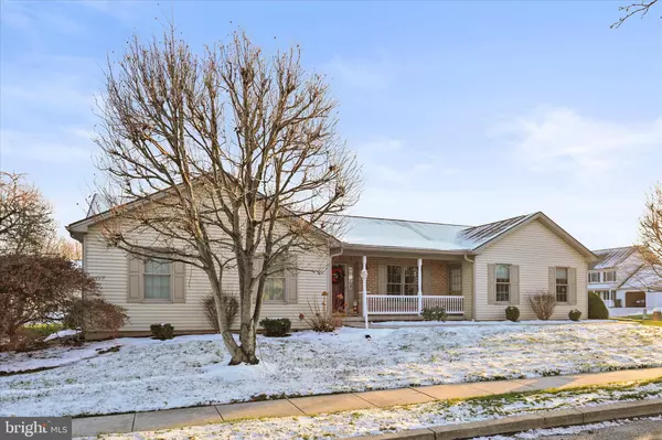 27 KOWER CT, Mechanicsburg, PA 17055