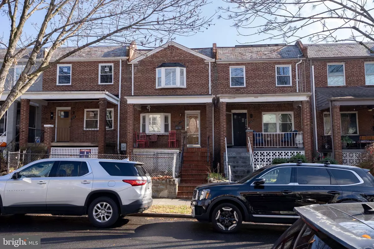 Washington, DC 20002,1317 STAPLES ST NE