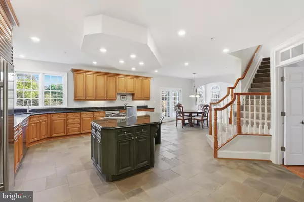 Potomac, MD 20854,7931 LAKENHEATH WAY