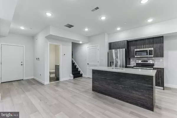 Philadelphia, PA 19133,2301 N 6TH ST #6