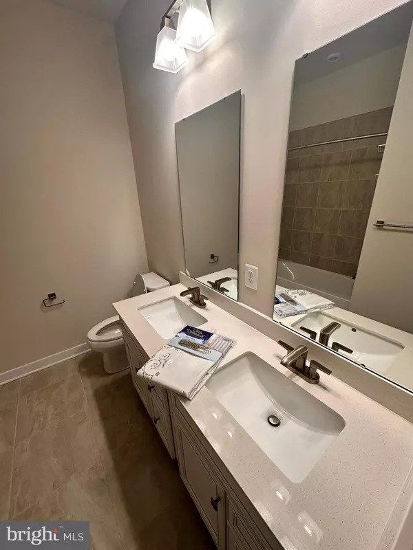 Bowie, MD 20716,214 MATISSE PL #ROOM ONLY