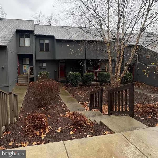 46 FISHHOOK LN, Hedgesville, WV 25427