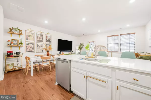 Burlington, NJ 08016,69 PEREGRINE WAY